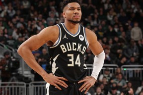 NG娱乐-字母哥爆冷击败尤文图斯，势不可挡引爆全场！的简单介绍