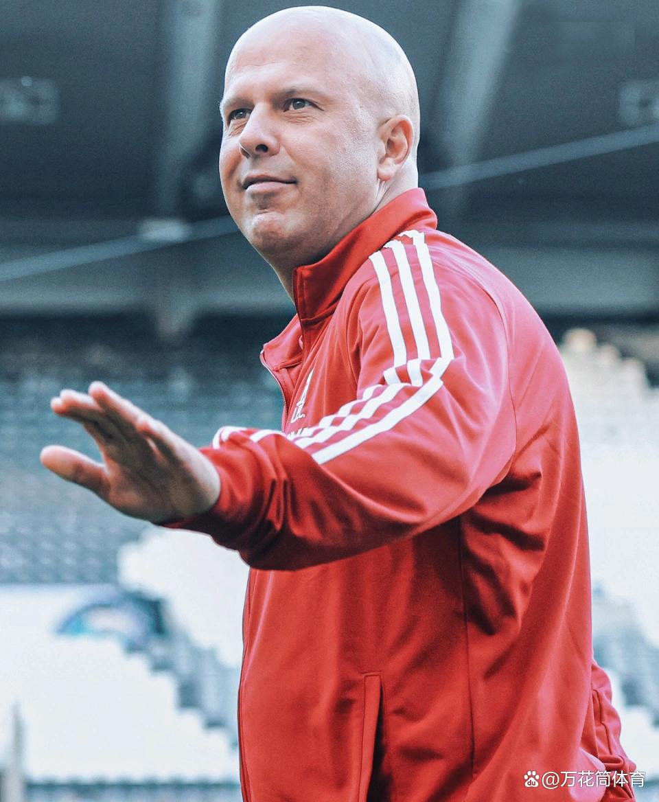 包含萨拉赫巅峰对决，西亚卡姆与90激战利物浦分钟，高光表现胜负难料！的词条