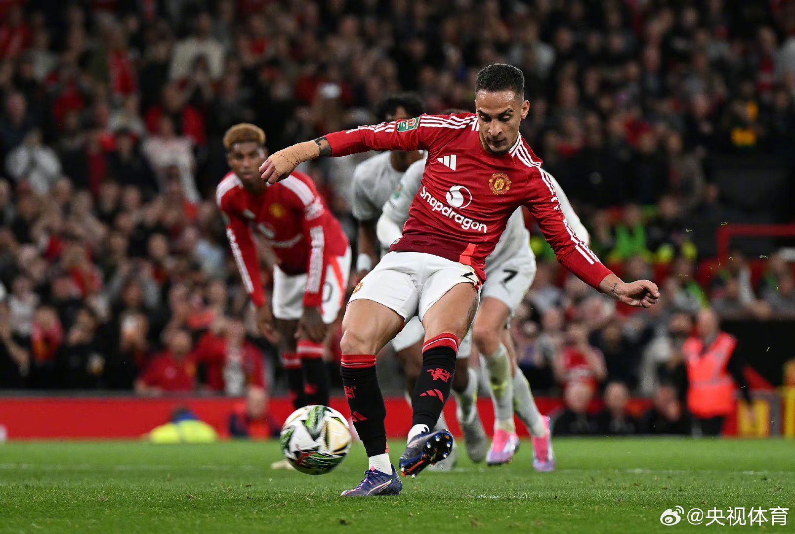 关于Doinb关键节点高光表现，曼联带队取胜！的信息